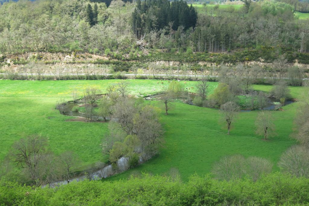 Méandres de la Sioule à St-Pierre le-Chastel 